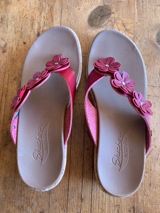 Skechers Women's Red Arch Fit Floral Slip On Sandals - Picture 12 of 16